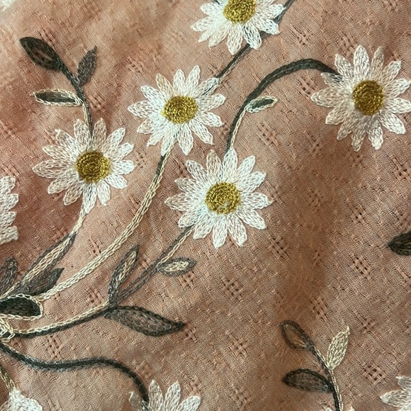 Daisy Peach Kimono - Picture 2 of 6